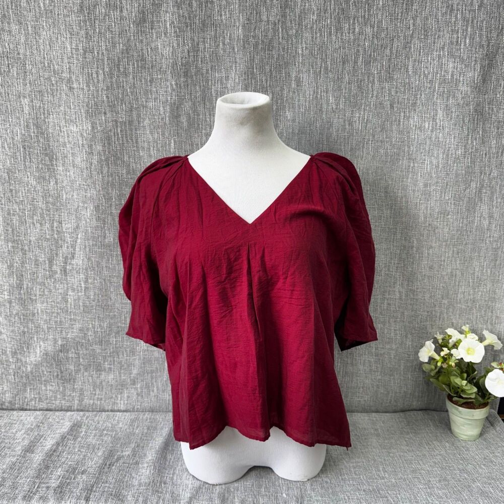 Express Womens Red Blouse puff Sleeve V-Neck Sz XL lined side zip Pleated Maroon